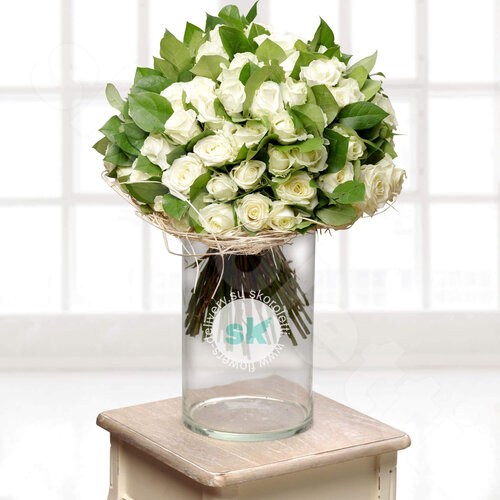 Белые Розы Розы Avalanche 35 шт. 60 см. Skoroletti в г. Тамбов
