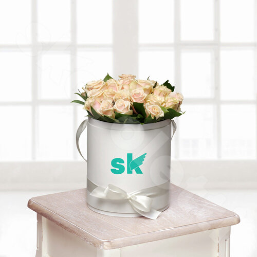 Белые Розы Коробка Talea 25 шт. 35 см. Skoroletti в г. Сочи