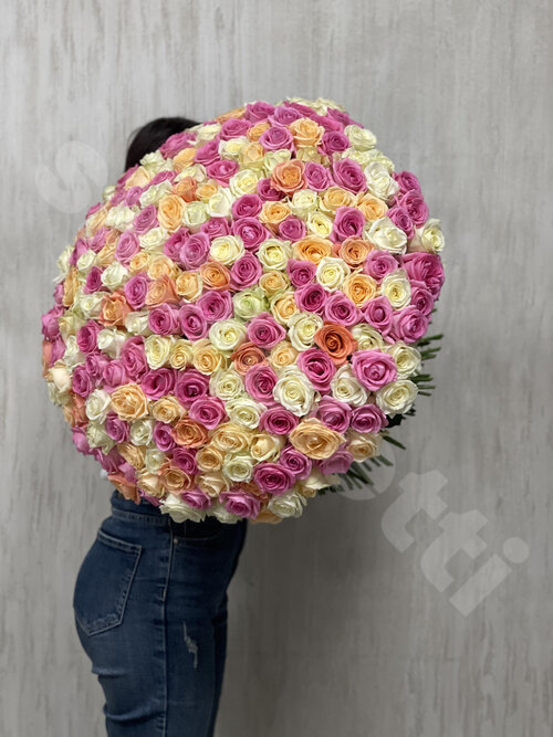 Разноцветные Розы Розы Mix  шт. 70 см. Skoroletti в г. Липецк